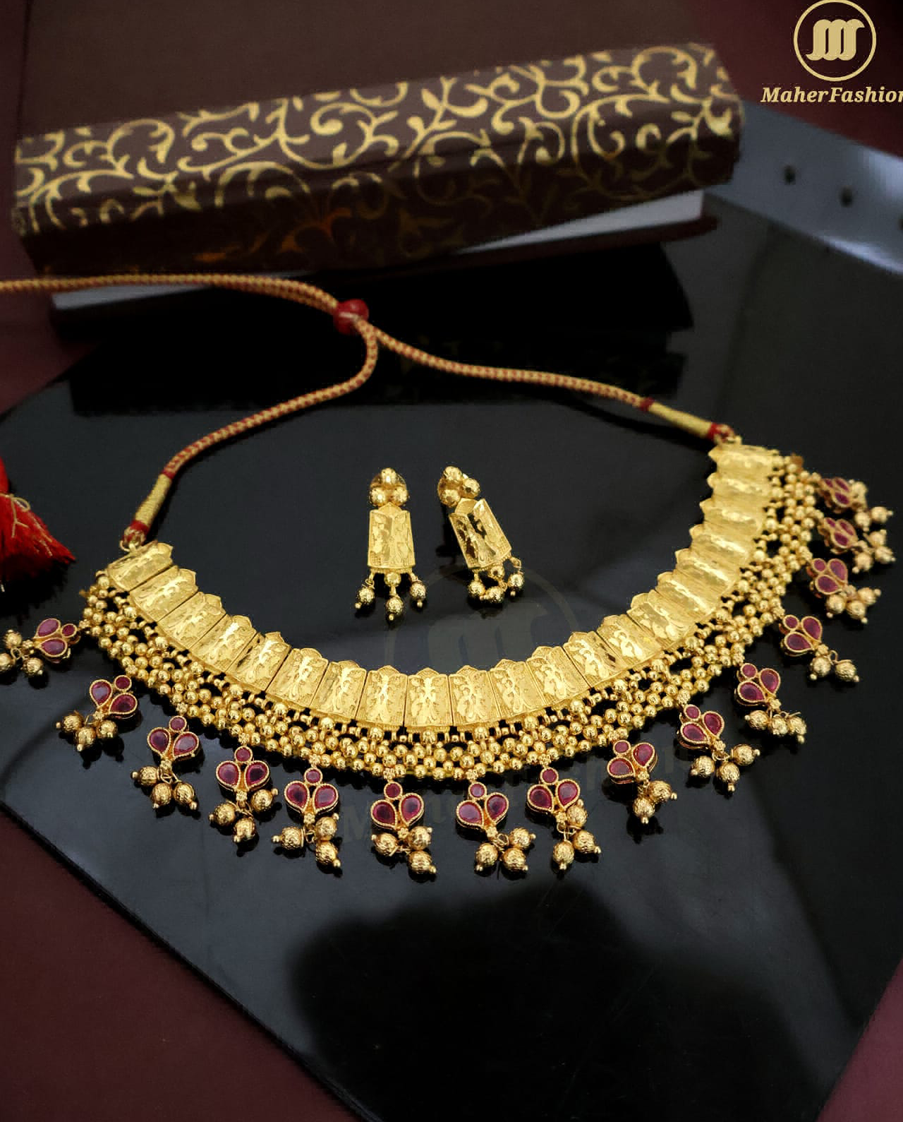 Designer lakshmi Haar Golden Necklace
